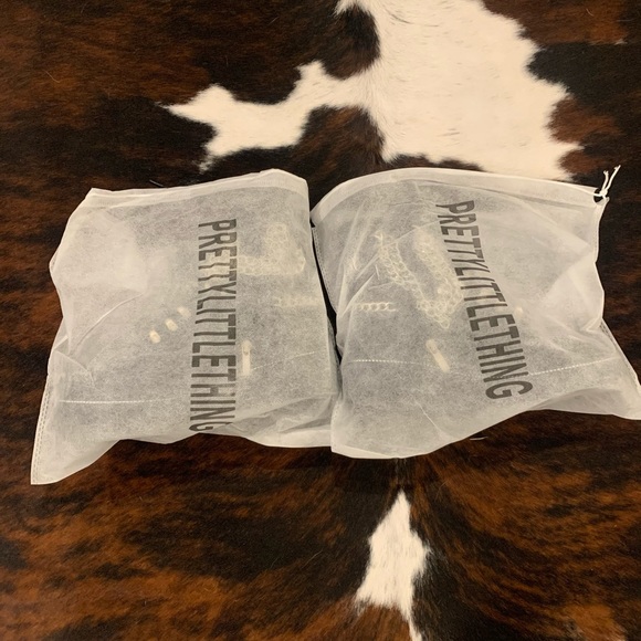 Studded leather boots - Picture 2 of 5